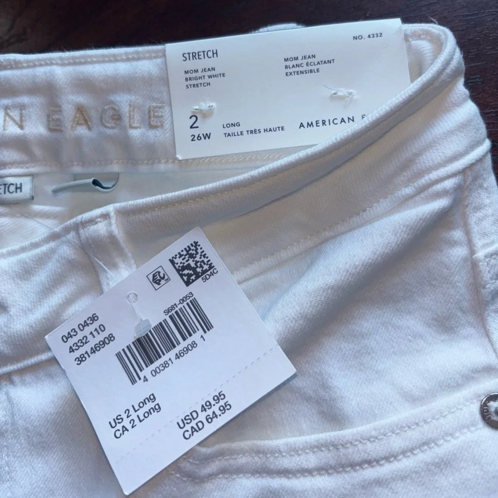 American eagle white mom jeans NWT - Picture 2 of 2